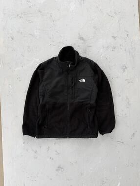 The North Face Womens Black Denali Fleece jacket